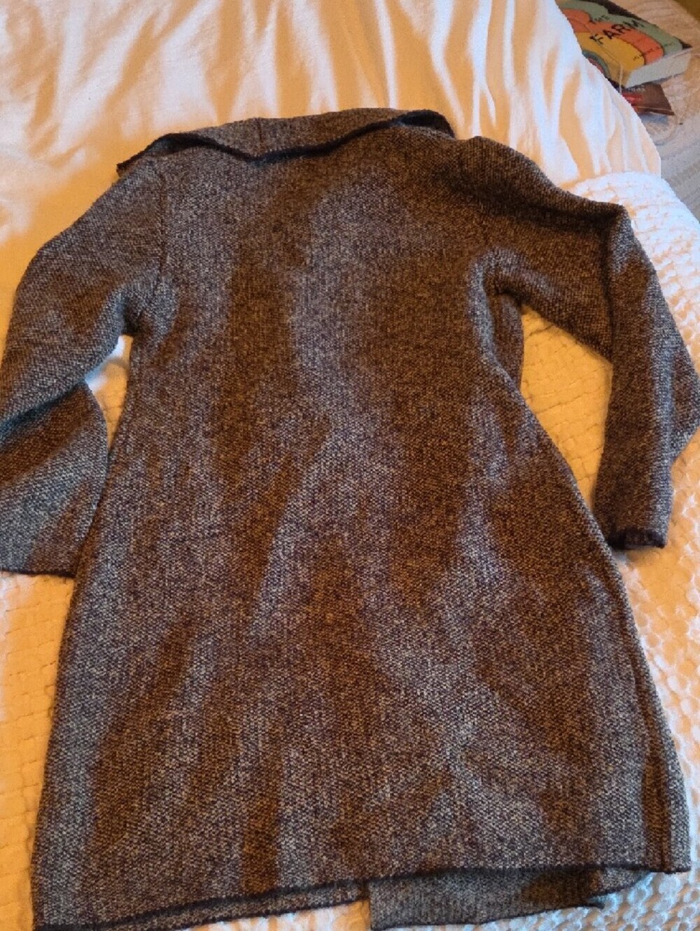 Suzy Shier Women's Open-Front Cardigan in Charcoal Gray - Picture 4 of 4